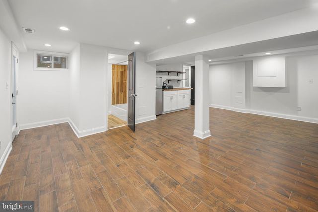 2208 SHEPHERD ST NE, Washington, DC 20018