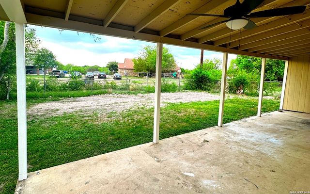 259 E Baetz Blvd, San Antonio, TX 78221