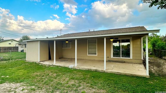 259 E Baetz Blvd, San Antonio, TX 78221