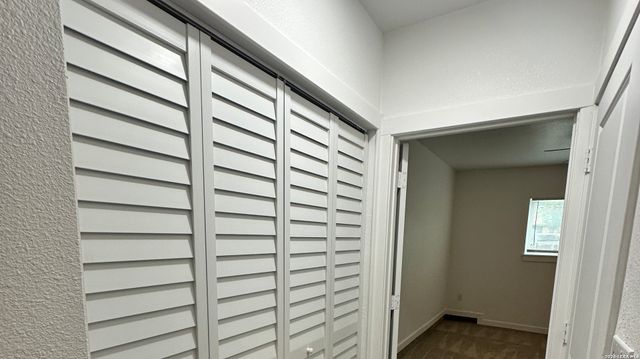 259 E Baetz Blvd, San Antonio, TX 78221