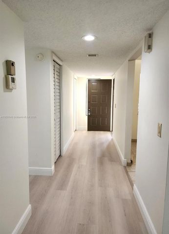 16491 Blatt Blvd 203, Weston, FL 33326
