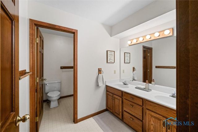 4504 Sulgrave Drive, Toledo, OH 43623