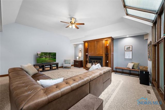 4504 Sulgrave Drive, Toledo, OH 43623