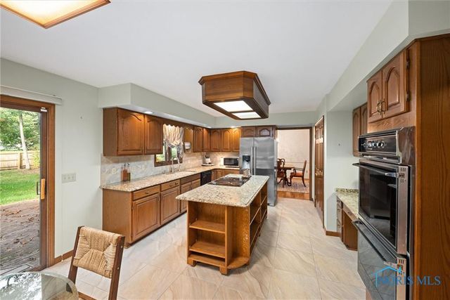 4504 Sulgrave Drive, Toledo, OH 43623