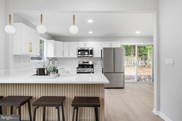 5005 HOLLYWOOD RD, College Park, MD 20740