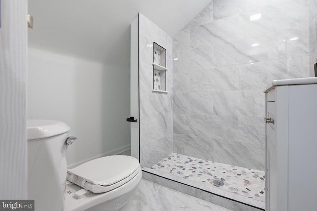5005 HOLLYWOOD RD, College Park, MD 20740