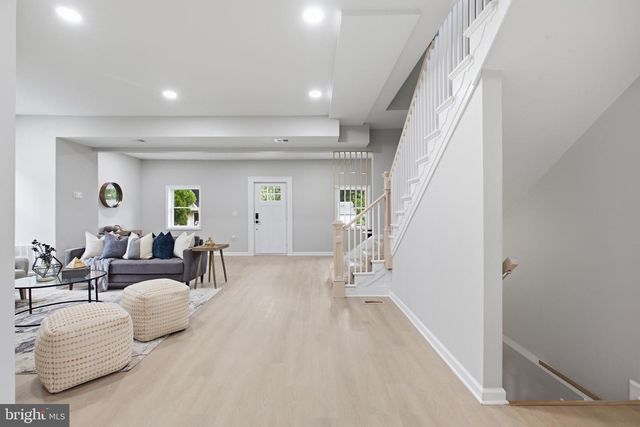 5005 HOLLYWOOD RD, College Park, MD 20740