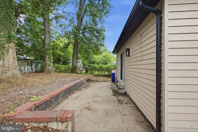 5005 HOLLYWOOD RD, College Park, MD 20740