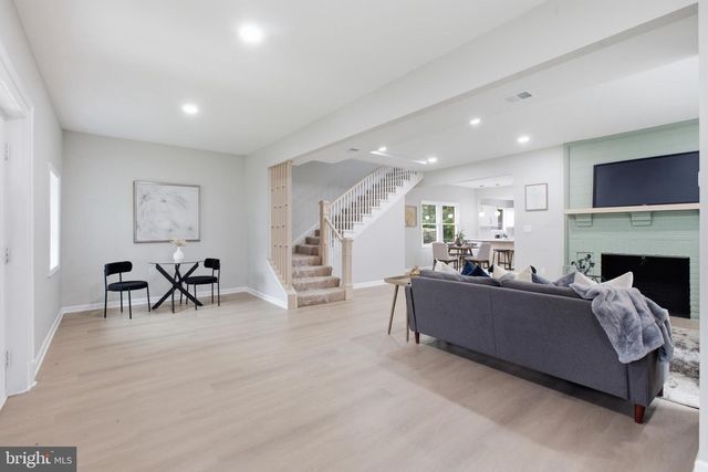 5005 HOLLYWOOD RD, College Park, MD 20740
