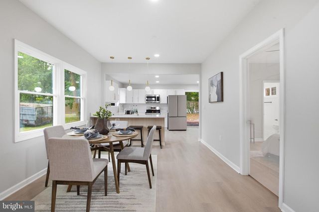 5005 HOLLYWOOD RD, College Park, MD 20740