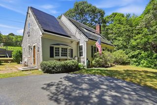 10 Marthas Way, Barnstable, MA 02632