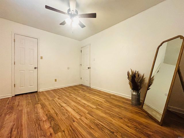 1118 Brookview Drive, Benton, AR 72015