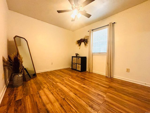 1118 Brookview Drive, Benton, AR 72015