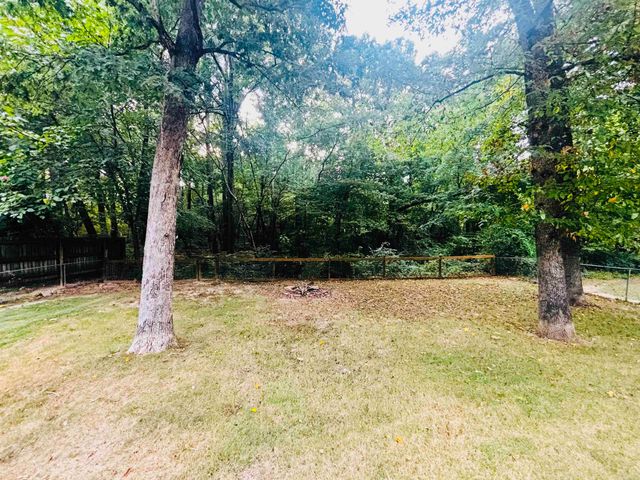 1118 Brookview Drive, Benton, AR 72015