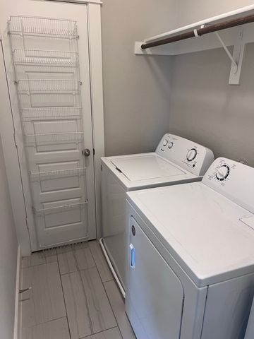 1004 N Kentucky Street B, Mckinney, TX 75069