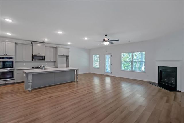 420 Tavistock Court, Mcdonough, GA 30252