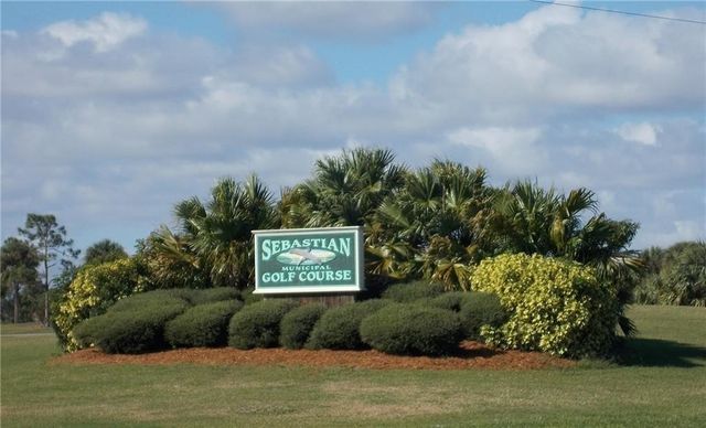 571 Balboa Street, Sebastian, FL 32958