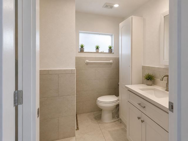 725 Dobbins Street 731, West Palm Beach, FL 33405
