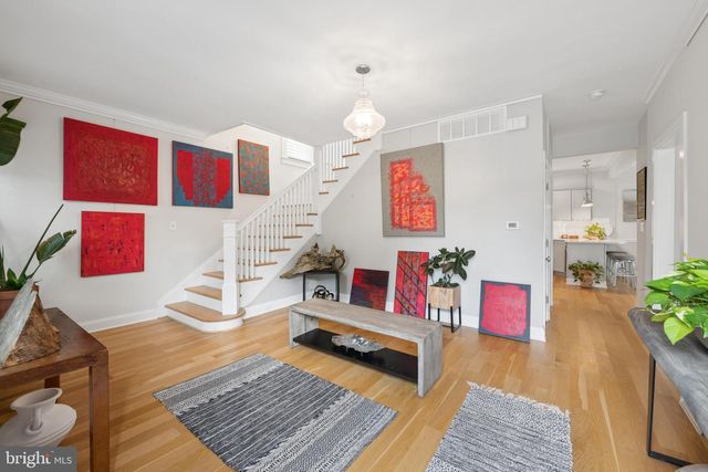 21 CRAVEN LN, Lawrence Township, NJ 08648
