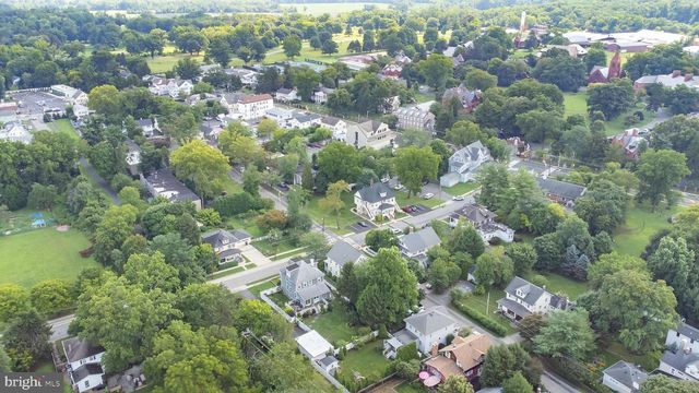 21 CRAVEN LN, Lawrence Township, NJ 08648