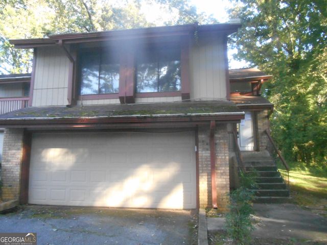 1159 Village Way, Stone Mountain, GA 30088