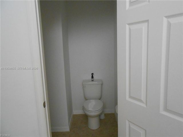 154 Shadowview Ct., Lehigh Acres, FL 33974