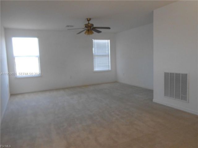 154 Shadowview Ct., Lehigh Acres, FL 33974