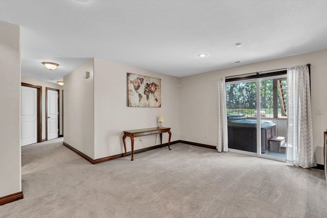 1317 N Shadow Rock Dr, Andover, KS 67002