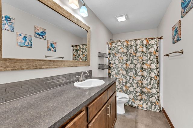 1317 N Shadow Rock Dr, Andover, KS 67002