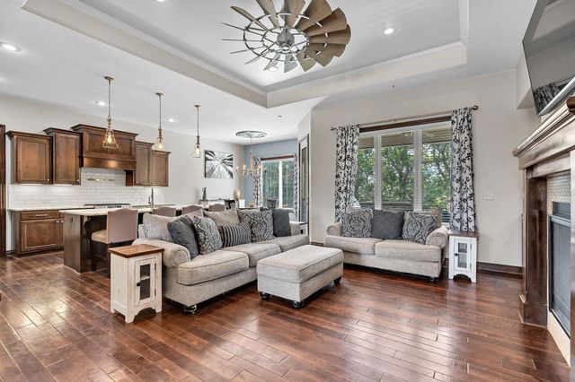 1317 N Shadow Rock Dr, Andover, KS 67002