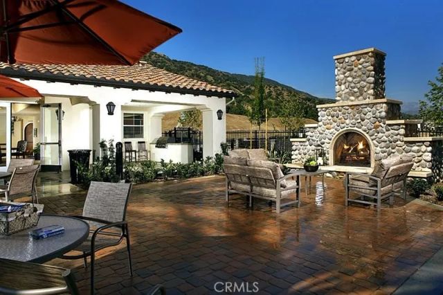 877 Orchid, Azusa, CA 91702