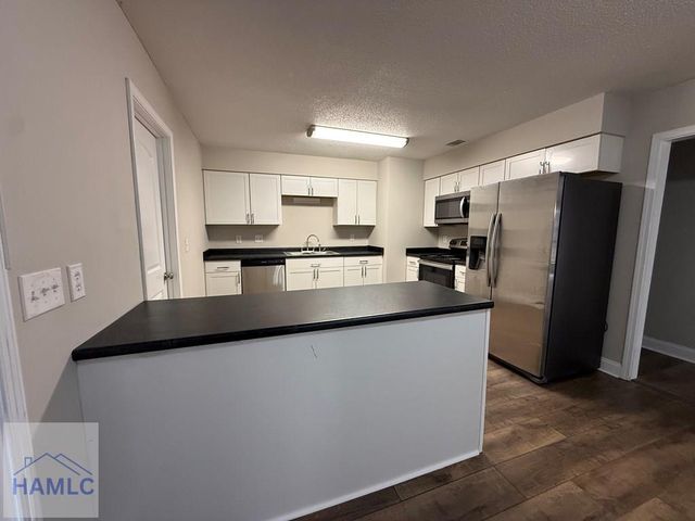 622 Varnedoe Street, Hinesville, GA 31313