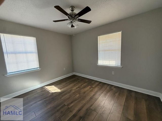 622 Varnedoe Street, Hinesville, GA 31313