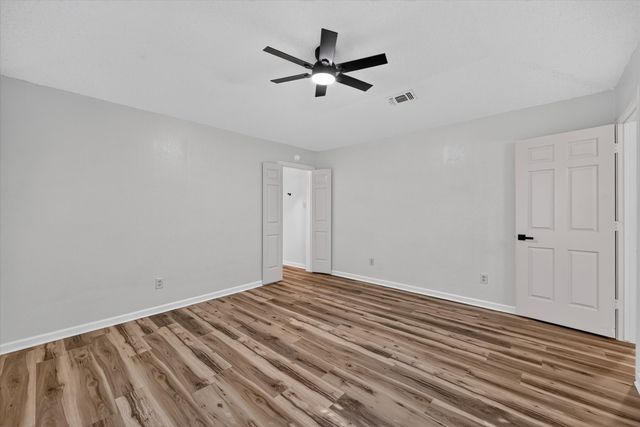312 E Miller Street, Burleson, TX 76028