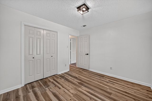 312 E Miller Street, Burleson, TX 76028