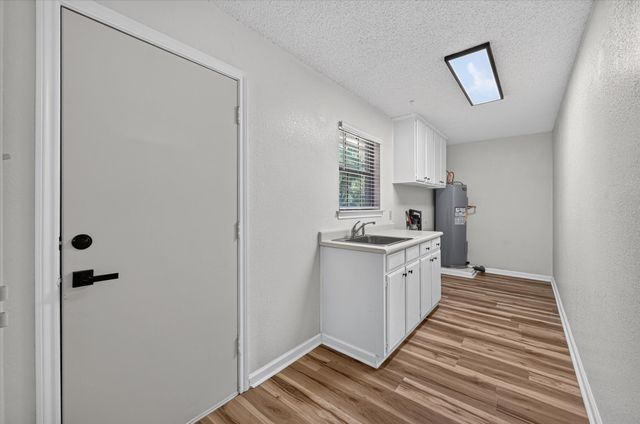 312 E Miller Street, Burleson, TX 76028