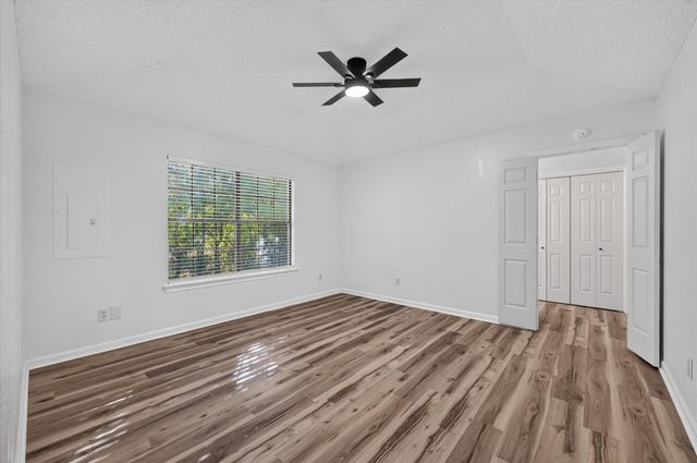 312 E Miller Street, Burleson, TX 76028