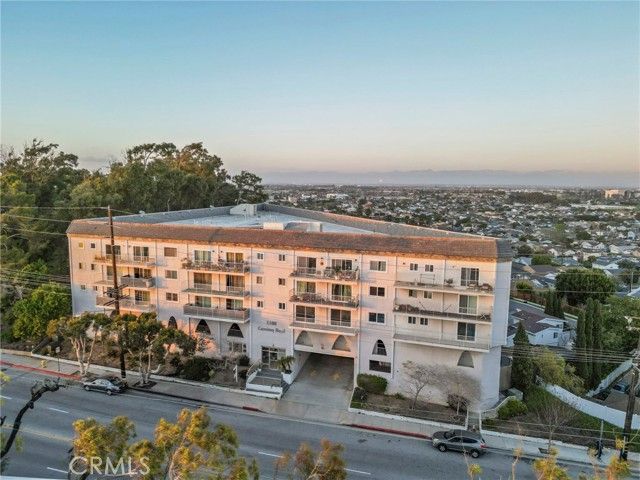 1108 Camino Real 406, Redondo Beach, CA 90277