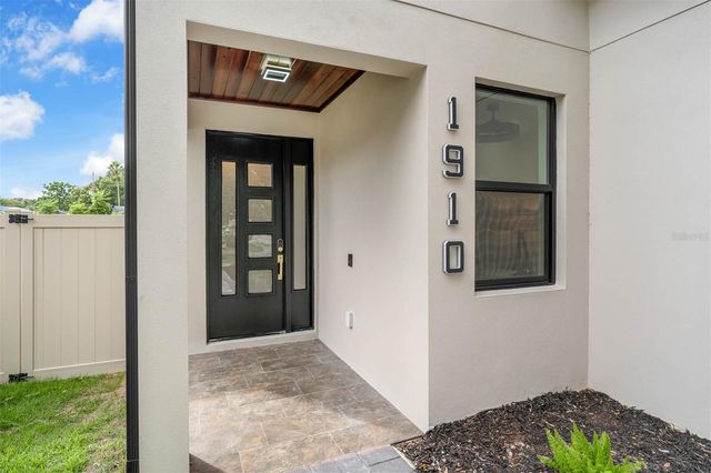 1910 CLOVERLAWN AVENUE, Orlando, FL 32806