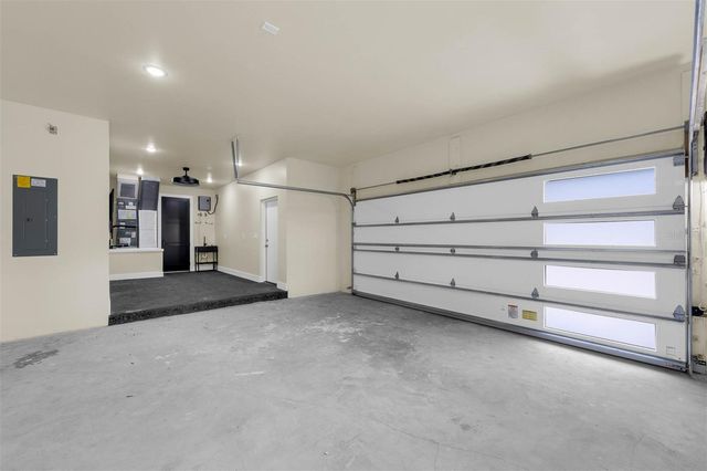 1910 CLOVERLAWN AVENUE, Orlando, FL 32806