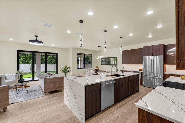 1910 CLOVERLAWN AVENUE, Orlando, FL 32806