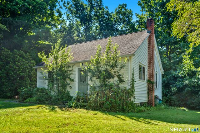 481 Main Street North, Woodbury, CT 06798