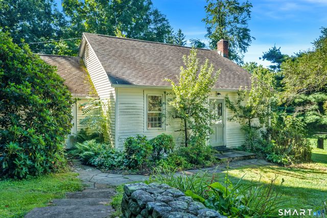 481 Main Street North, Woodbury, CT 06798