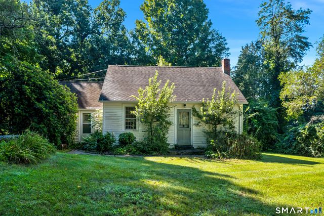 481 Main Street North, Woodbury, CT 06798