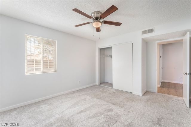 230 Mission Newport Lane 105, Las Vegas, NV 89107