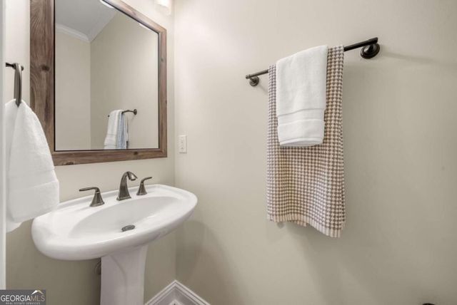 4331 Oakdale Vinings Circle SE, Smyrna, GA 30080