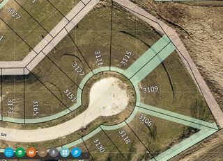 3115 Golden Gate Ct SW, Cedar Rapids, IA 52404