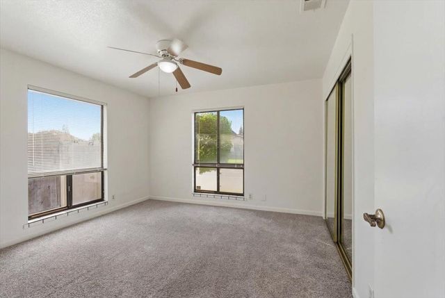 2315 W Vine St, Lodi, CA 95242