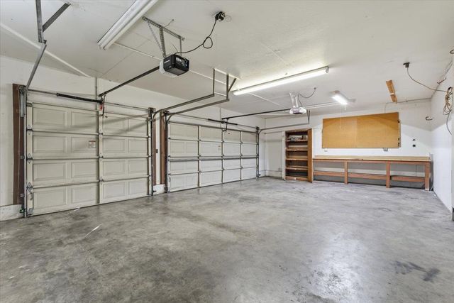 2315 W Vine St, Lodi, CA 95242