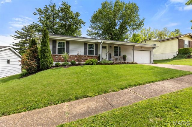 1338 Greenmar Drive, Fenton, MO 63026